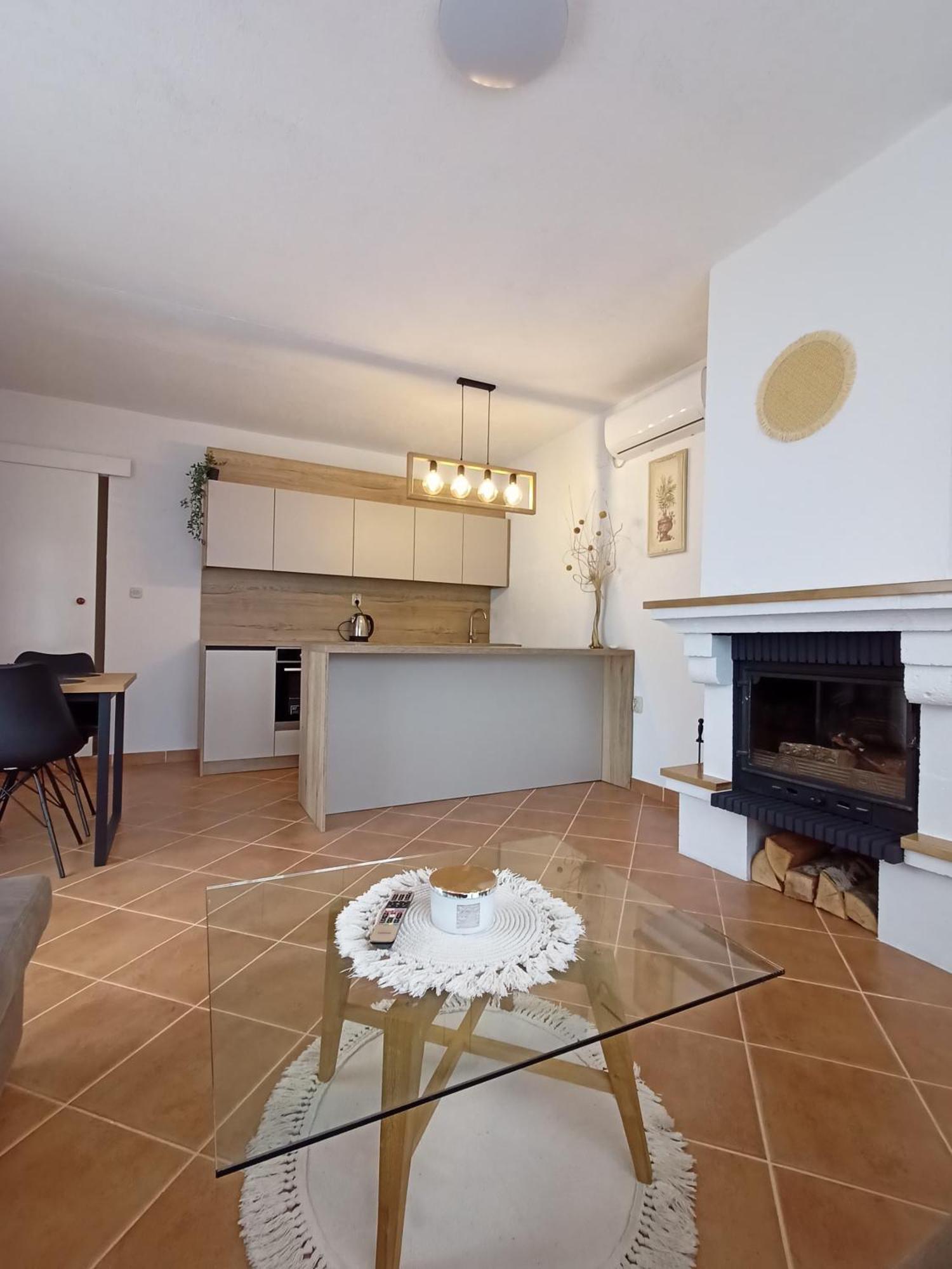 Village Apartment Zagvozd Extérieur photo