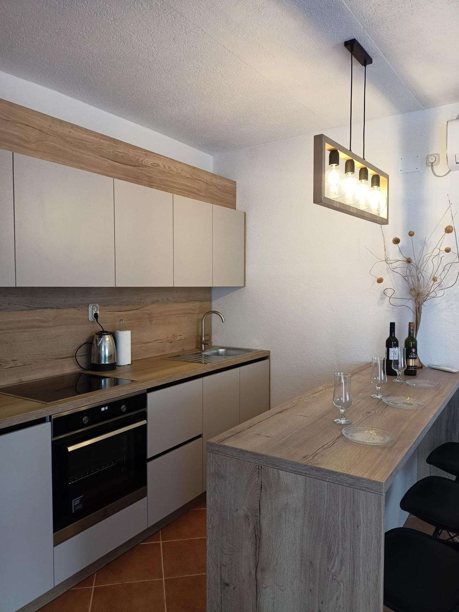Village Apartment Zagvozd Extérieur photo